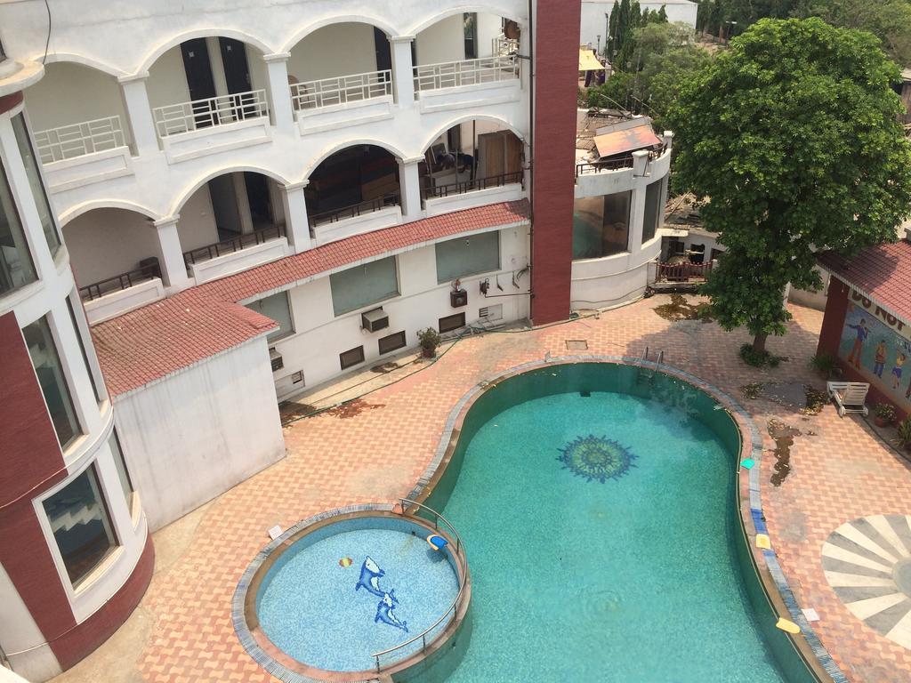 Grand Heritage Resort Greater Noida Exterior photo